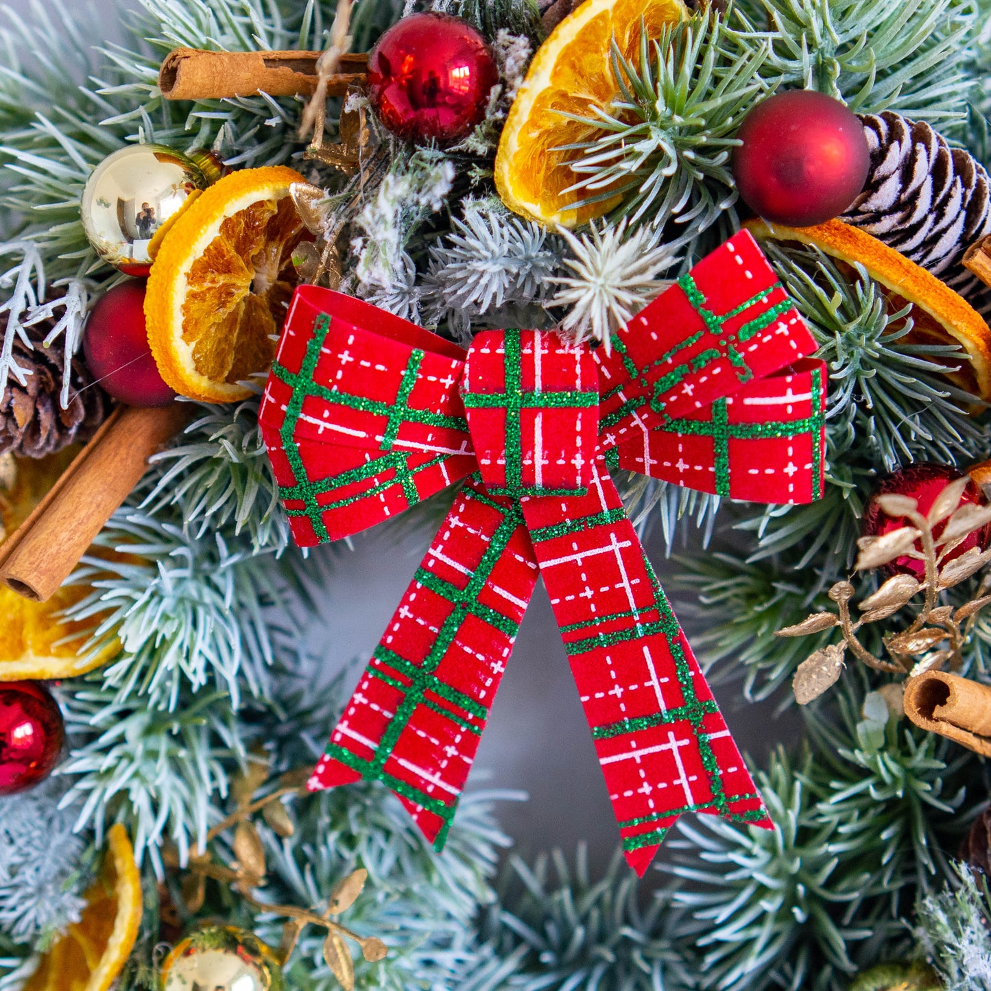 Santa, can't you hear me? | Beautiful Christmas Wreath