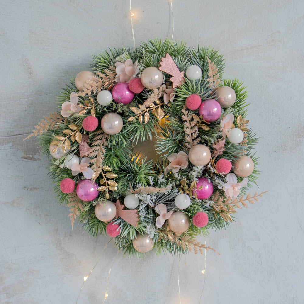 The Holiday Season | Beautiful Christmas Wreath