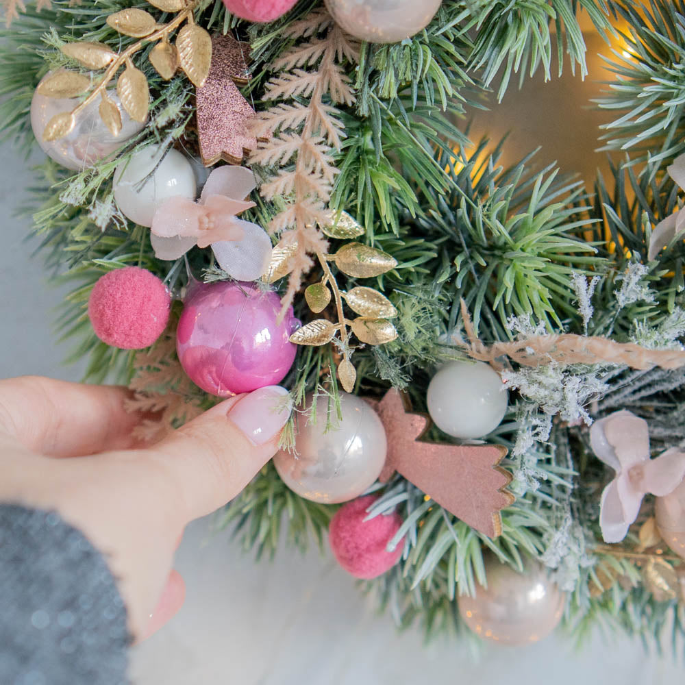 The Holiday Season | Beautiful Christmas Wreath