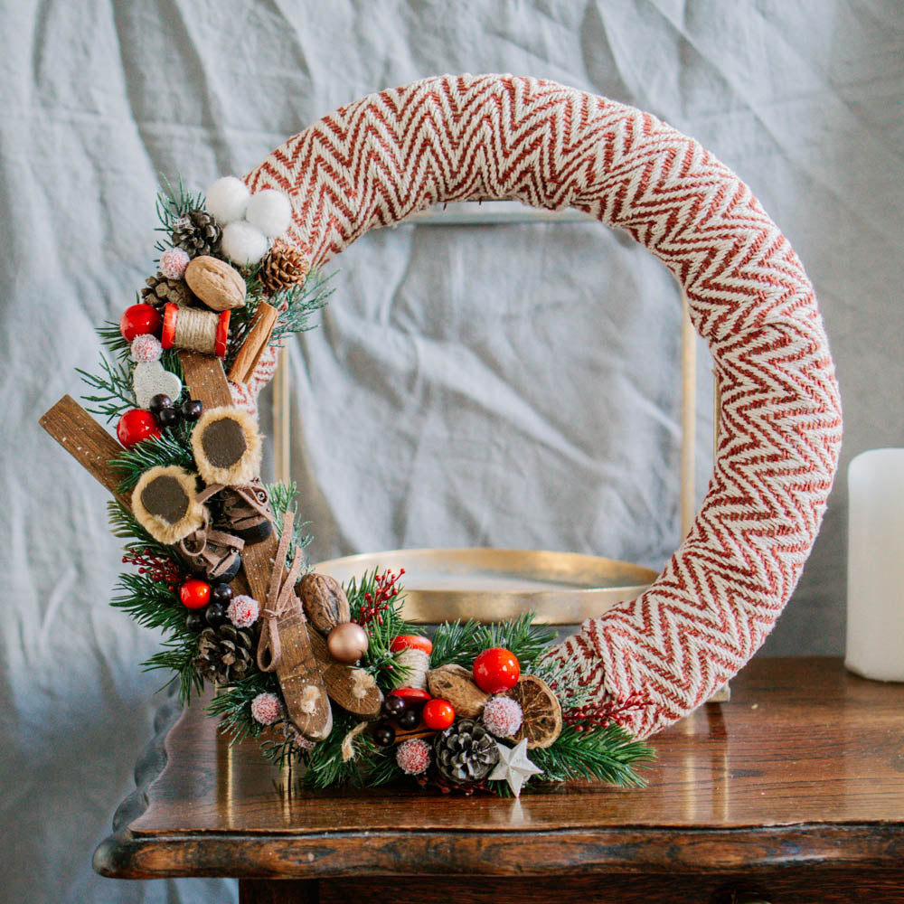 Skiing Time | Christmas Wreath