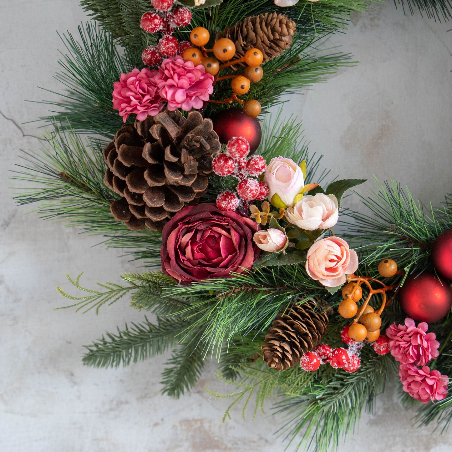 Holly Jolly Christmas | Luxury Christmas Wreath