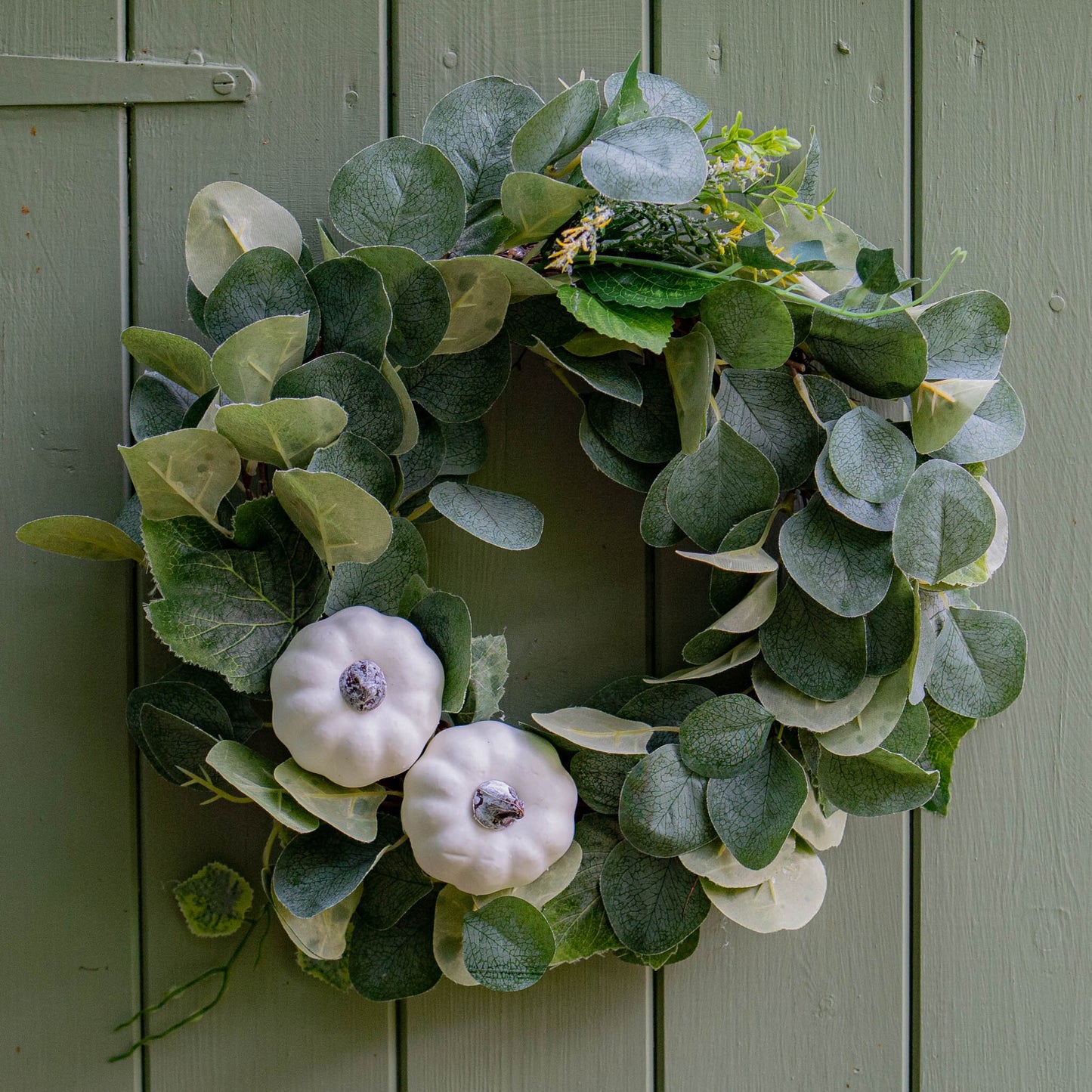 GRACELYN | Greenery wreath with white pumpkins