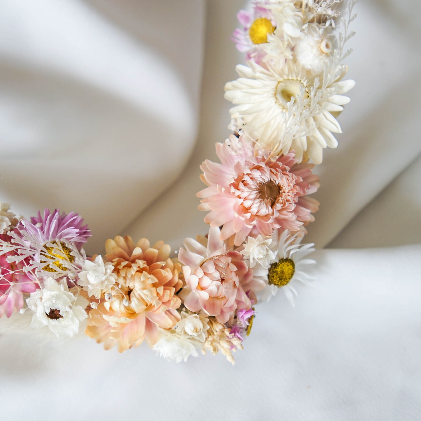 VALERIE | Heart Wreath, Dried Flowers, Rustic Decoration