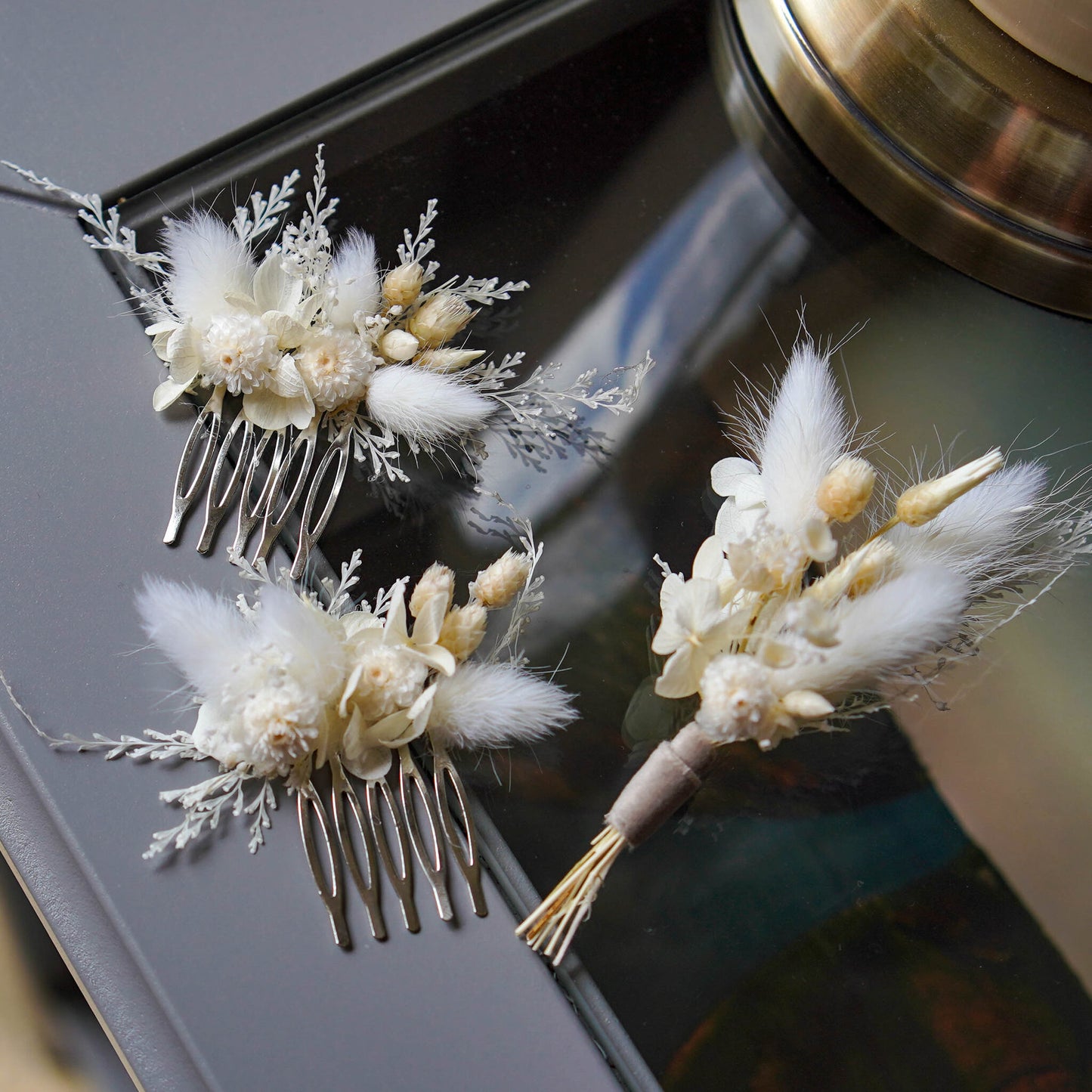 Wedding set | Dried Flower Buttonhole, 2 Mini Hair combs